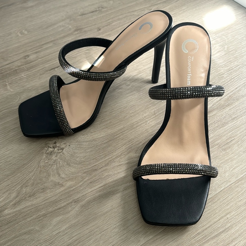 Worn once! Rhinestone black heels!